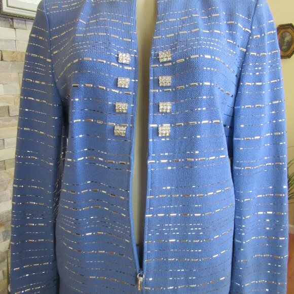 Vtg. St John Marie Gray Evening Blue Knit Skirt Suit w Rhinestones, Sz 4 & 6 - Picture 4 of 12